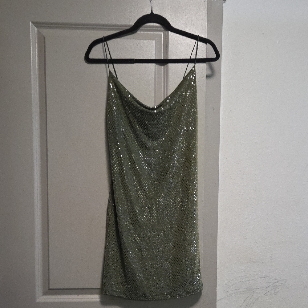 Popular Basics Elegant Black Garment - Picture 2 of 5